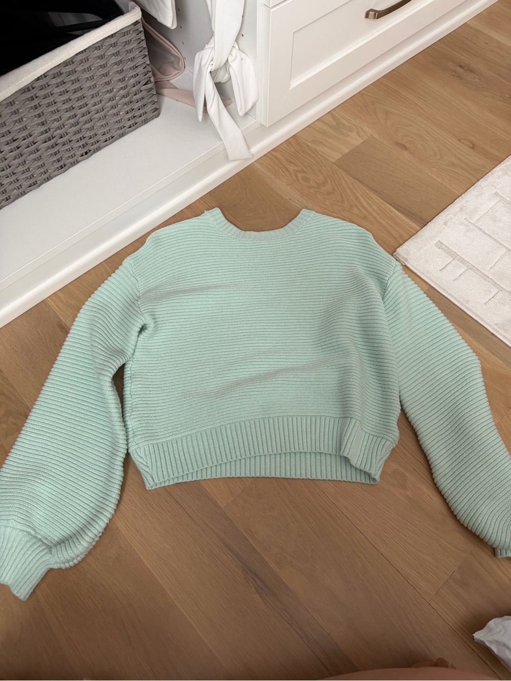 Cropped Mint Crewneck Ribbed Sweater